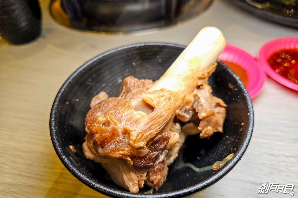 台中499元起「羊肉爐吃到飽」!7種羊部位無限夾,甜點、飲料、冰品吃到爽 台中499元起「羊肉爐吃到飽」!7種羊部位無限夾,甜點、飲料、冰品吃到爽