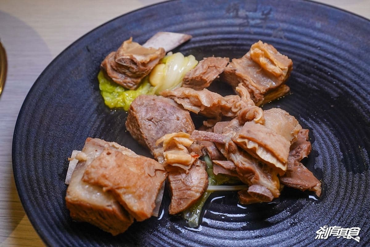台中499元起「羊肉爐吃到飽」!7種羊部位無限夾,甜點、飲料、冰品吃到爽 台中499元起「羊肉爐吃到飽」!7種羊部位無限夾,甜點、飲料、冰品吃到爽