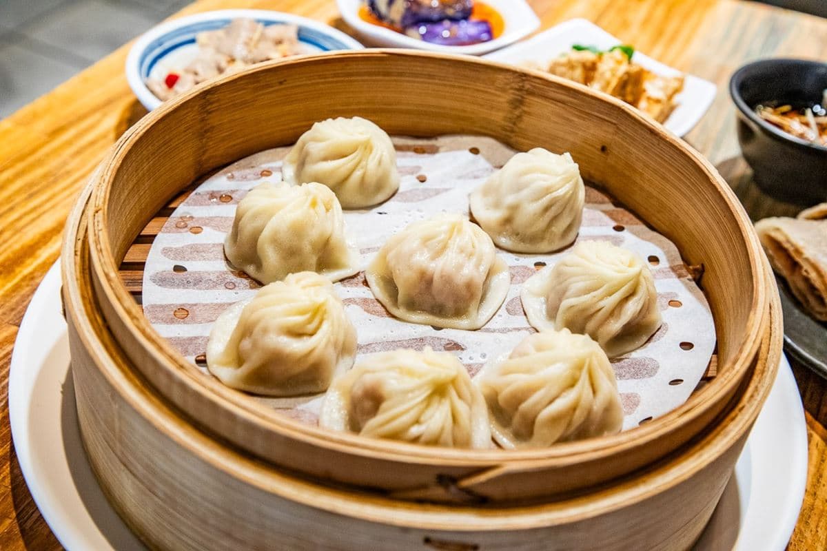 台中版小鼎泰豐!在地激推「小籠湯包+牛肉麵」神吃法,高CP值平價麵食點心 台中版小鼎泰豐!在地激推「小籠湯包+牛肉麵」神吃法,高CP值平價麵食點心