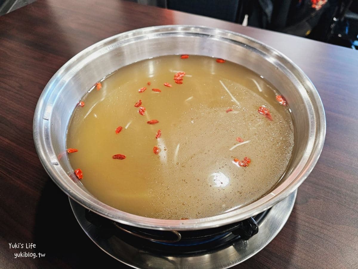 「羊肉爐吃到飽霸主」插旗新北!6種羊部位無限供應,爽嗑滿滿精華羊大骨 「羊肉爐吃到飽霸主」插旗新北!6種羊部位無限供應,爽嗑滿滿精華羊大骨