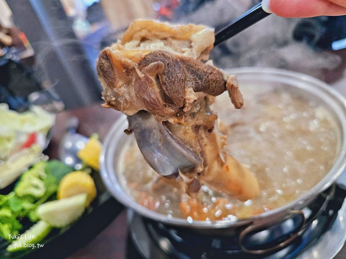 「羊肉爐吃到飽霸主」插旗新北!6種羊部位無限供應,爽嗑滿滿精華羊大骨 「羊肉爐吃到飽霸主」插旗新北!6種羊部位無限供應,爽嗑滿滿精華羊大骨