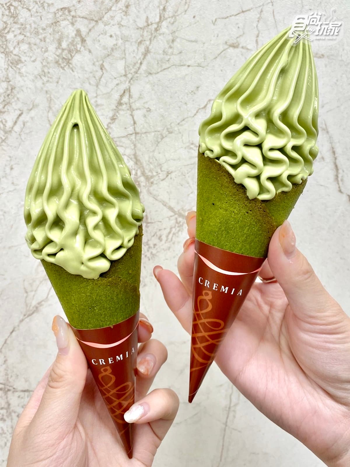 CREMIA霜淇淋有抹茶口味!全新「宇治抹茶+抹茶餅杯」,再拿買一送一券 CREMIA霜淇淋有抹茶口味!全新「宇治抹茶+抹茶餅杯」,再拿買一送一券