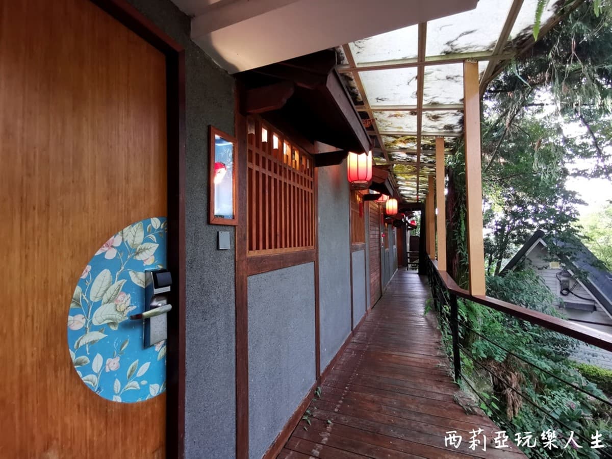 獨享室內外雙浴池!溪頭「長城風」絕美小木屋,爽泡足湯、提燈夜遊 獨享室內外雙浴池!溪頭「長城風」絕美小木屋,爽泡足湯、提燈夜遊