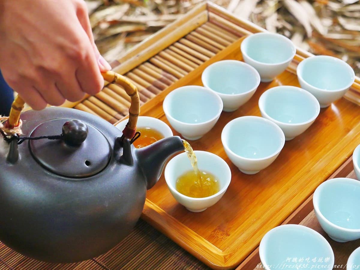 山上三合院住1晚!在「嘉義老茶廠民宿」睡台式老眠床、雲海竹林品茶香 山上三合院住1晚!在「嘉義老茶廠民宿」睡台式老眠床、雲海竹林品茶香