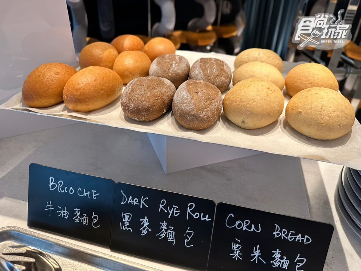 睡在港景第1排!入住「香港最美飯店」享用正宗義料,再送熱門景點門票 睡在港景第1排!入住「香港最美飯店」享用正宗義料,再送熱門景點門票