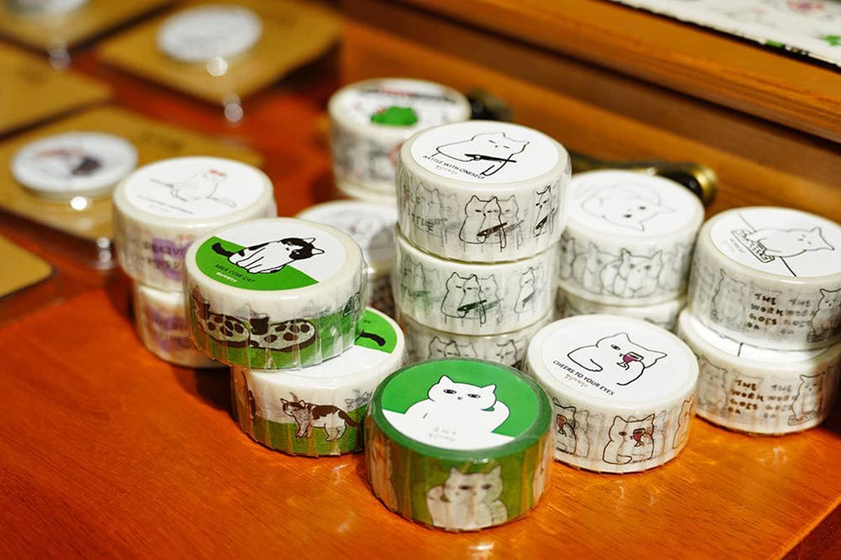 貓奴快衝!手繪感超Q「貓咪文創工廠」開逛,紙膠帶、療癒抱枕掃貨必買 貓奴快衝!手繪感超Q「貓咪文創工廠」開逛,紙膠帶、療癒抱枕掃貨必買