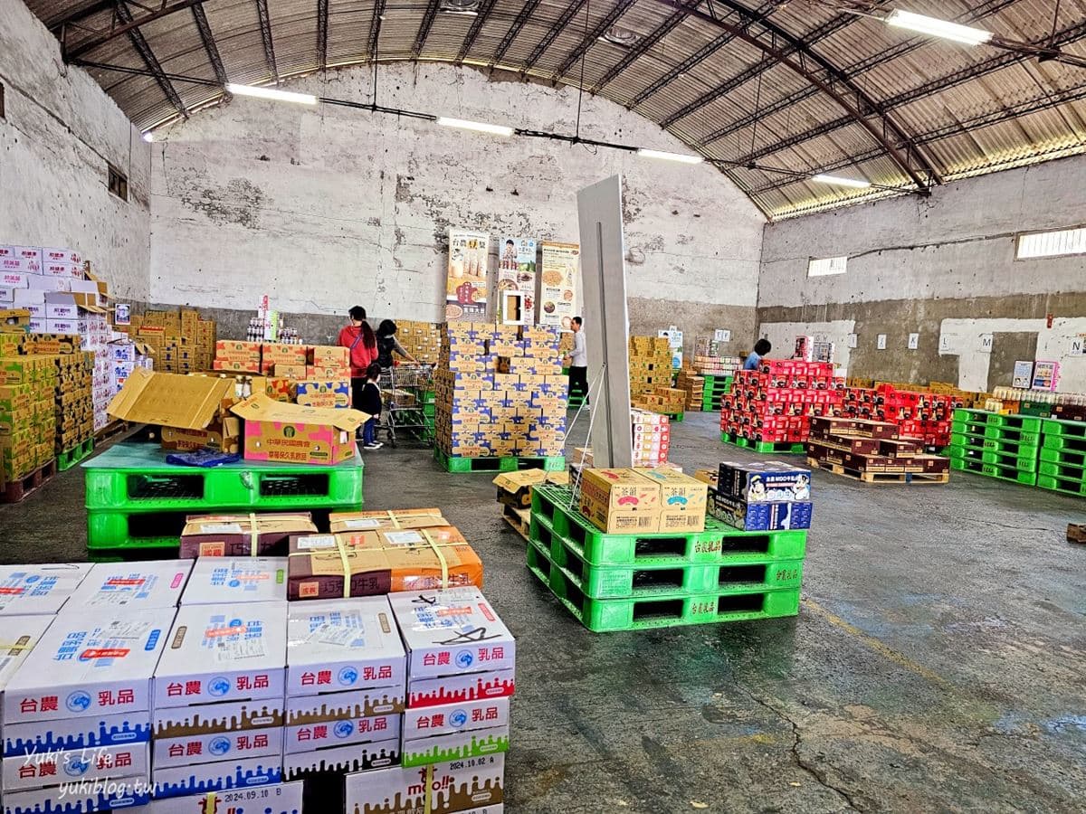 飲品界的好市多!保久乳整箱便宜搬回家,「中部最大牛奶批發」地點曝光 飲品界的好市多!保久乳整箱便宜搬回家,「中部最大牛奶批發」地點曝光