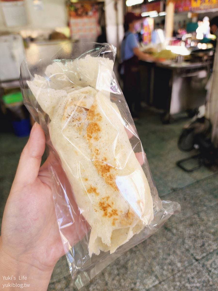 飄香市場70年排隊老攤!9種食材、8種甜度任選,正港南部味潤餅 飄香市場70年排隊老攤!9種食材、8種甜度任選,正港南部味潤餅