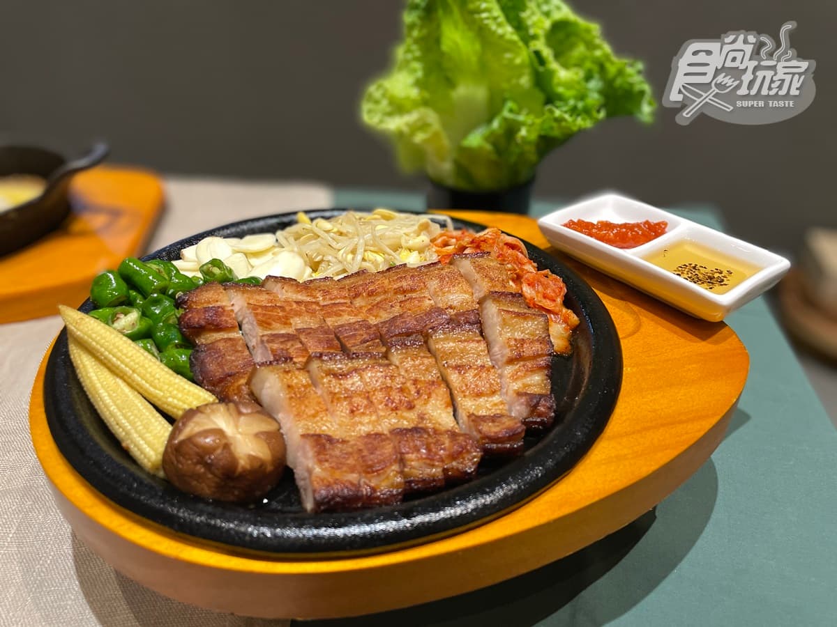 名字有「韓」半價吃烤肉!高CP值「韓式豆腐鍋」268元起吃到飽,必點雪濃湯 名字有「韓」半價吃烤肉!高CP值「韓式豆腐鍋」268元起吃到飽,必點雪濃湯