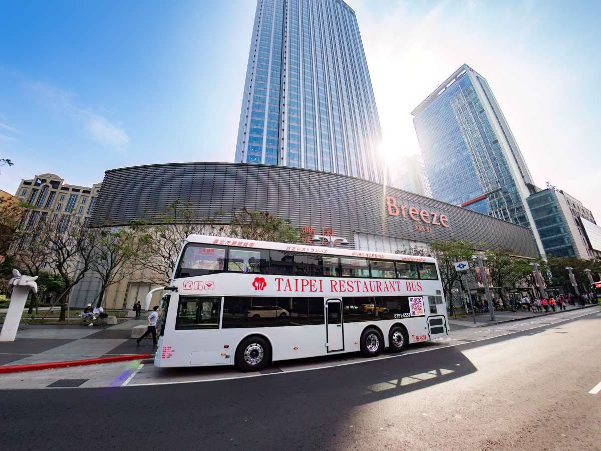 台北最新「銀色雙層餐車」!午餐爽嗑冠軍牛肉麵,預訂平台、時間、價格曝 台北最新「銀色雙層餐車」!午餐爽嗑冠軍牛肉麵,預訂平台、時間、價格曝