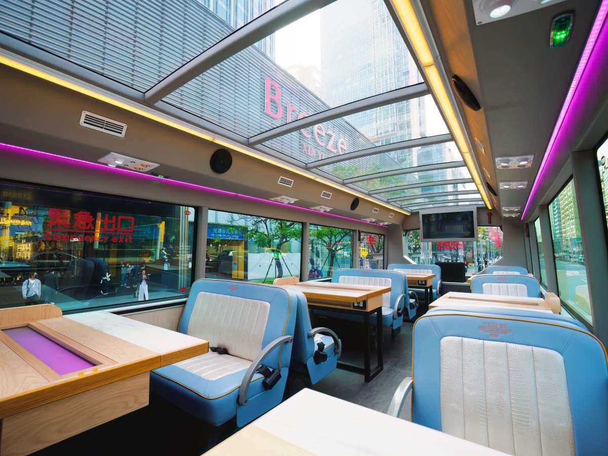台北最新「銀色雙層餐車」!午餐爽嗑冠軍牛肉麵,預訂平台、時間、價格曝 台北最新「銀色雙層餐車」!午餐爽嗑冠軍牛肉麵,預訂平台、時間、價格曝