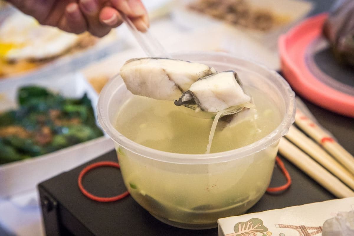 網推「台中最好吃火雞肉飯」!口味媲美嘉義本地,限量「雞片飯」晚來吃不到 網推「台中最好吃火雞肉飯」!口味媲美嘉義本地,限量「雞片飯」晚來吃不到