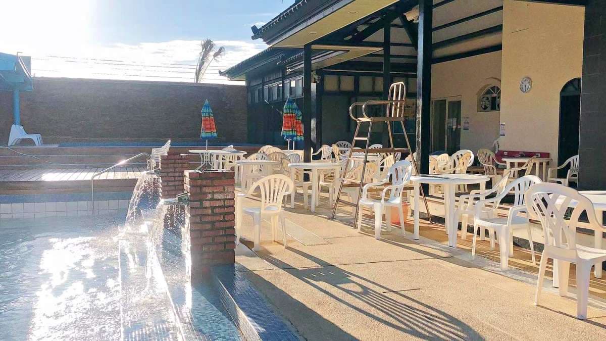 新竹高人氣「戶外水上樂園」開放了!大型滑水道、氣墊樂園1票玩到飽消暑氣 新竹高人氣「戶外水上樂園」開放了!大型滑水道、氣墊樂園1票玩到飽消暑氣