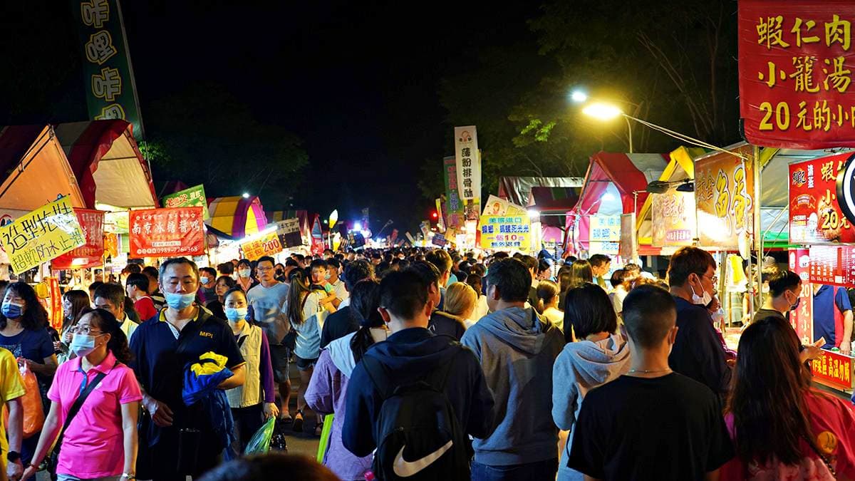 全台唯一「民俗美食市集」只有2天!逾450家竹藝小物、夜市美食攤位逛到腳痠 全台唯一「民俗美食市集」只有2天!逾450家竹藝小物、夜市美食攤位逛到腳痠