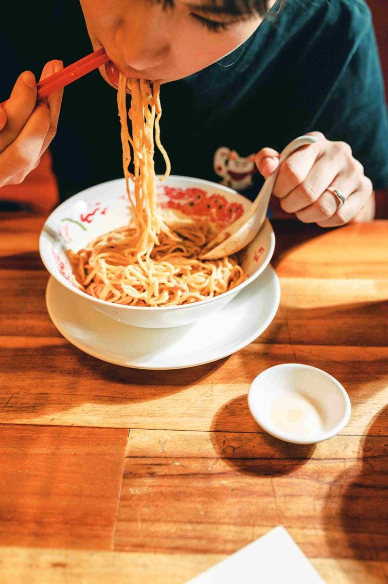 網激推「台北最正涼麵」!招牌胡麻醬+豬肉絲,木曜4邰哥、當紅歌手都說讚 網激推「台北最正涼麵」!招牌胡麻醬+豬肉絲,木曜4邰哥、當紅歌手都說讚