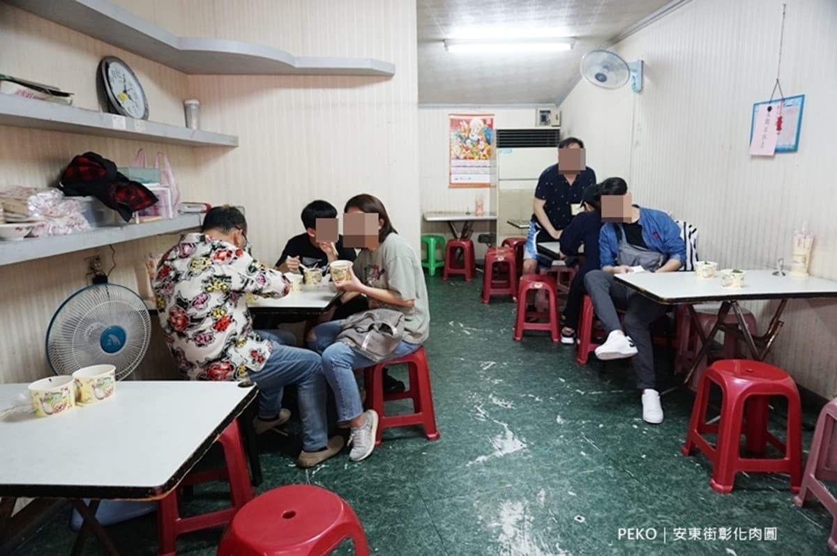 台北最狂「排隊肉圓」!超難買聞名、限量晚來吃不到,老饕狂掃50顆 台北最狂「排隊肉圓」!超難買聞名、限量晚來吃不到,老饕狂掃50顆