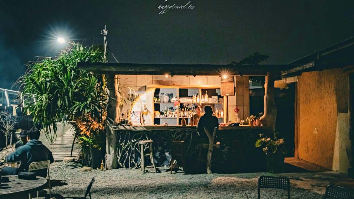 太平洋旁「露天祕境」地點曝!微醺調酒配深夜營火超Chill,還有海浪聲作伴 太平洋旁「露天祕境」地點曝!微醺調酒配深夜營火超Chill,還有海浪聲作伴