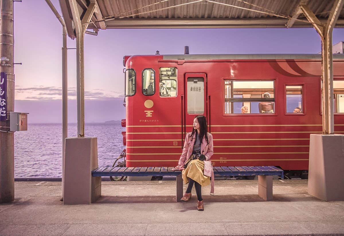《神隱少女》海上車站在這!無人車站IG暴紅,日落時分拍魔幻美照 《神隱少女》海上車站在這!無人車站IG暴紅,日落時分拍魔幻美照