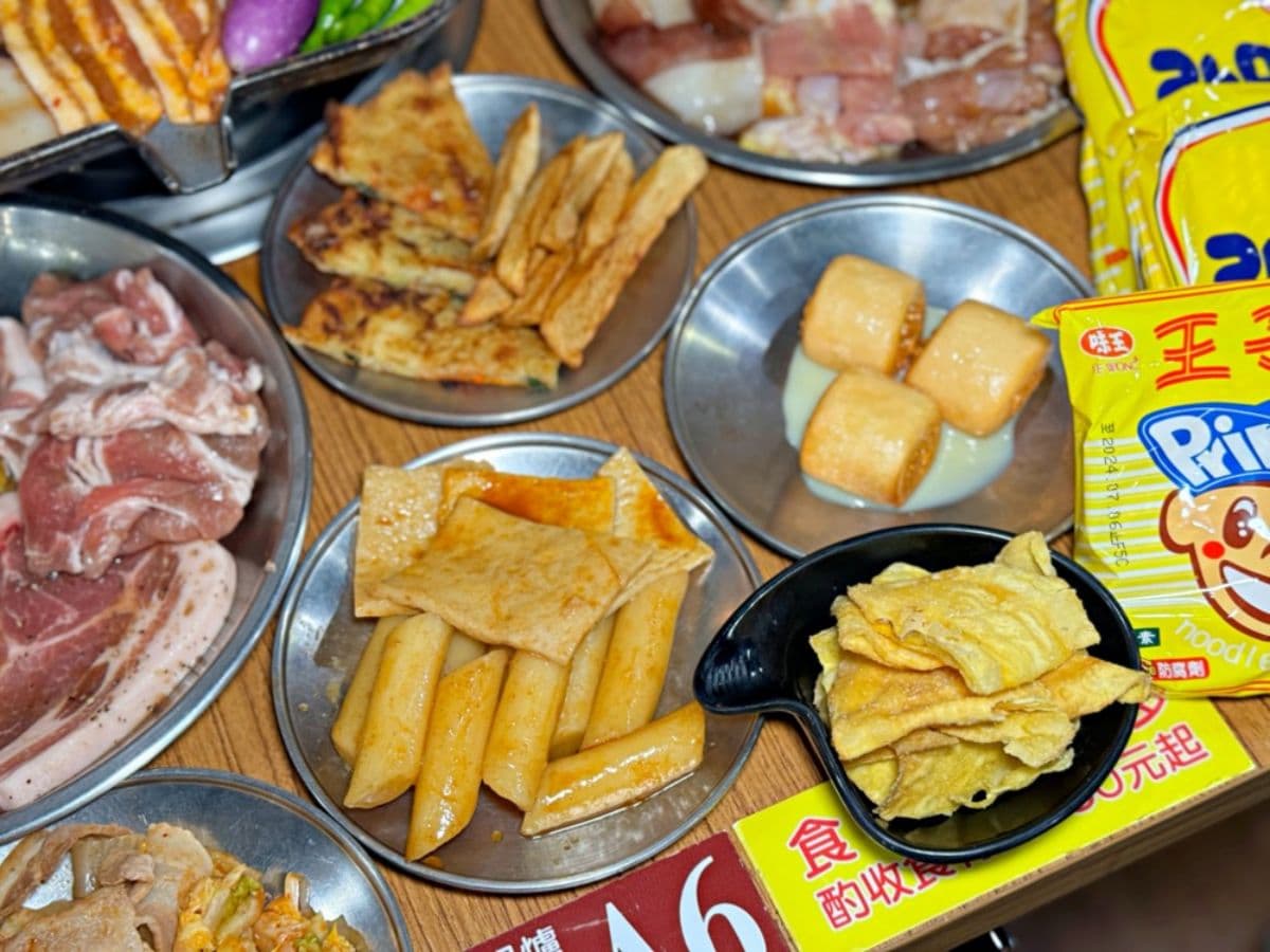 火烤兩吃399元起!台南高CP值「韓式燒肉吃到飽」,近20種肉肉自助吧任夾 火烤兩吃399元起!台南高CP值「韓式燒肉吃到飽」,近20種肉肉自助吧任夾