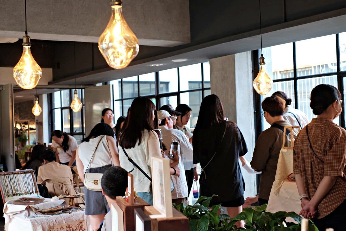 全台首創「巷弄市集」在台南!30家文創攤位逛爆,門票100元優惠只到6月底 全台首創「巷弄市集」在台南!30家文創攤位逛爆,門票100元優惠只到6月底