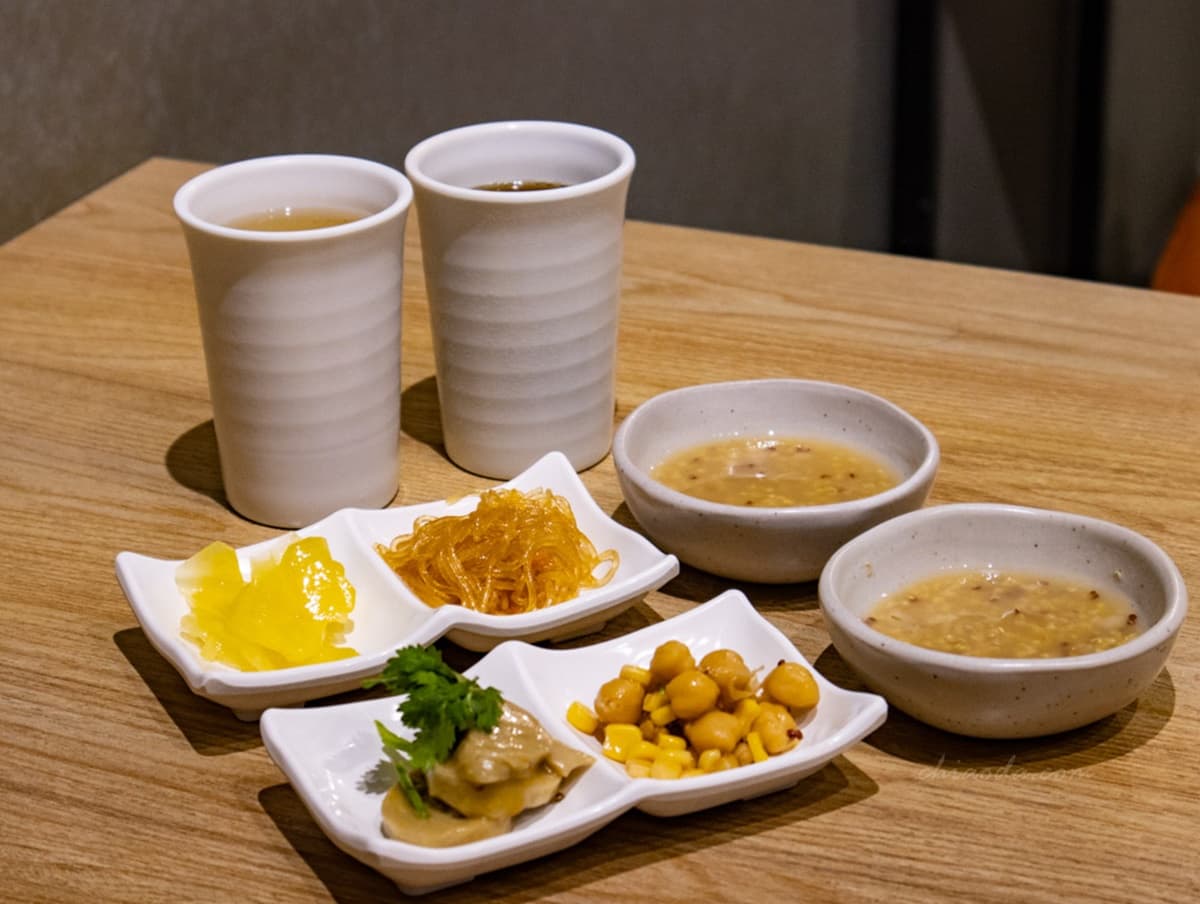最低139元!小米粥、涼拌小菜無限吃到飽,網評4.9星「超狂蔬食料理」 最低139元!小米粥、涼拌小菜無限吃到飽,網評4.9星「超狂蔬食料理」