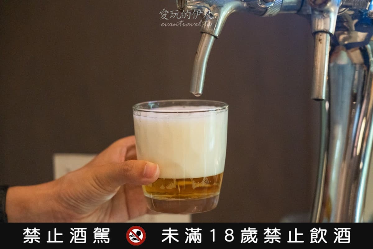 高雄前鎮最強吃到飽!26樓爽嗑海鮮、肉食、生啤酒,刷「這張卡」爽享5折 高雄前鎮最強吃到飽!26樓爽嗑海鮮、肉食、生啤酒,刷「這張卡」爽享5折