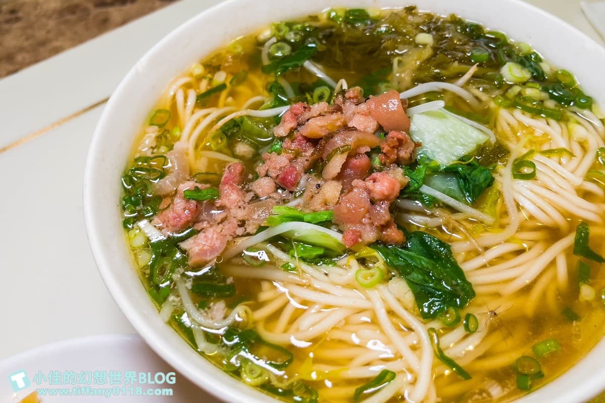 台北隱藏版「夜總會排骨飯」!秒回70年代復古大舞廳,飄香50年老店傳奇 台北隱藏版「夜總會排骨飯」!秒回70年代復古大舞廳,飄香50年老店傳奇