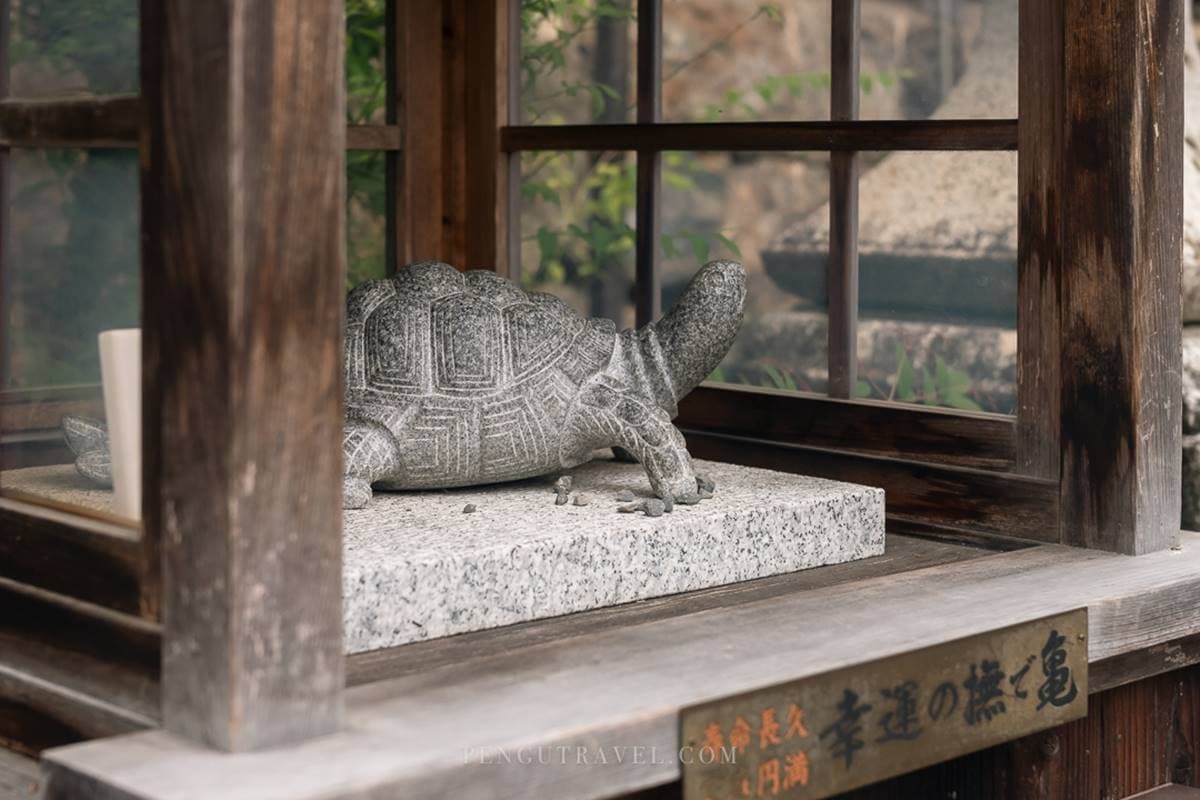 700風鈴美翻!嵐山「隱藏版神社」推薦必逛,必買「超萌白虎神籤」好運滿滿 700風鈴美翻!嵐山「隱藏版神社」推薦必逛,必買「超萌白虎神籤」好運滿滿