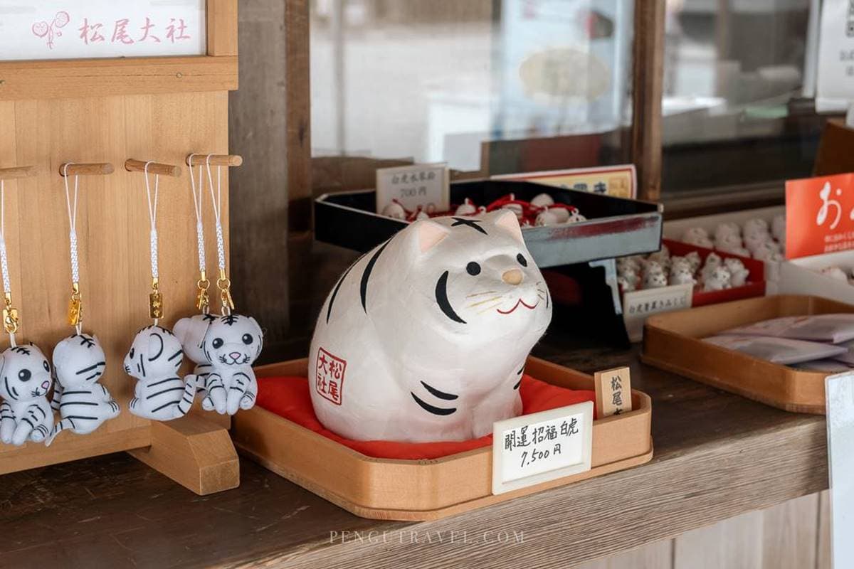 700風鈴美翻!嵐山「隱藏版神社」推薦必逛,必買「超萌白虎神籤」好運滿滿 700風鈴美翻!嵐山「隱藏版神社」推薦必逛,必買「超萌白虎神籤」好運滿滿