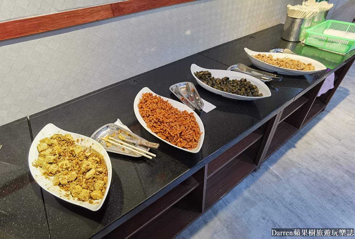 台北隱藏版「150元早餐吃到飽」!熱炒菜色、清粥小菜皆有,葷食素食都可吃 台北隱藏版「150元早餐吃到飽」!熱炒菜色、清粥小菜皆有,葷食素食都可吃