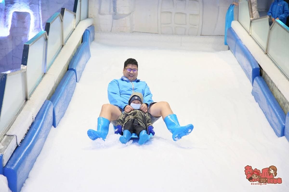 考100分免費玩雪!全台首家「室內雪樂園」加碼送飲料,每日限量30名快搶 考100分免費玩雪!全台首家「室內雪樂園」加碼送飲料,每日限量30名快搶