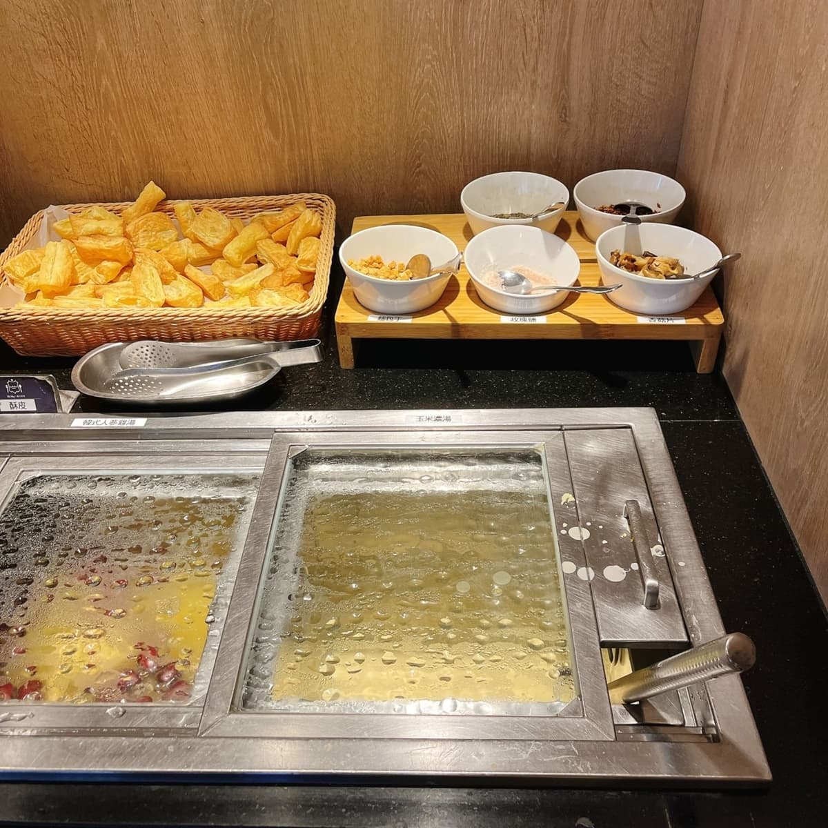 桃園最狂義式料理吃到飽!498元起爽嗑百樣,18種披薩、海鮮、義大利麵無限夾 桃園最狂義式料理吃到飽!498元起爽嗑百樣,18種披薩、海鮮、義大利麵無限夾