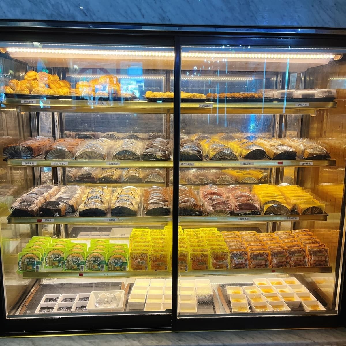 桃園最狂義式料理吃到飽!498元起爽嗑百樣,18種披薩、海鮮、義大利麵無限夾 桃園最狂義式料理吃到飽!498元起爽嗑百樣,18種披薩、海鮮、義大利麵無限夾