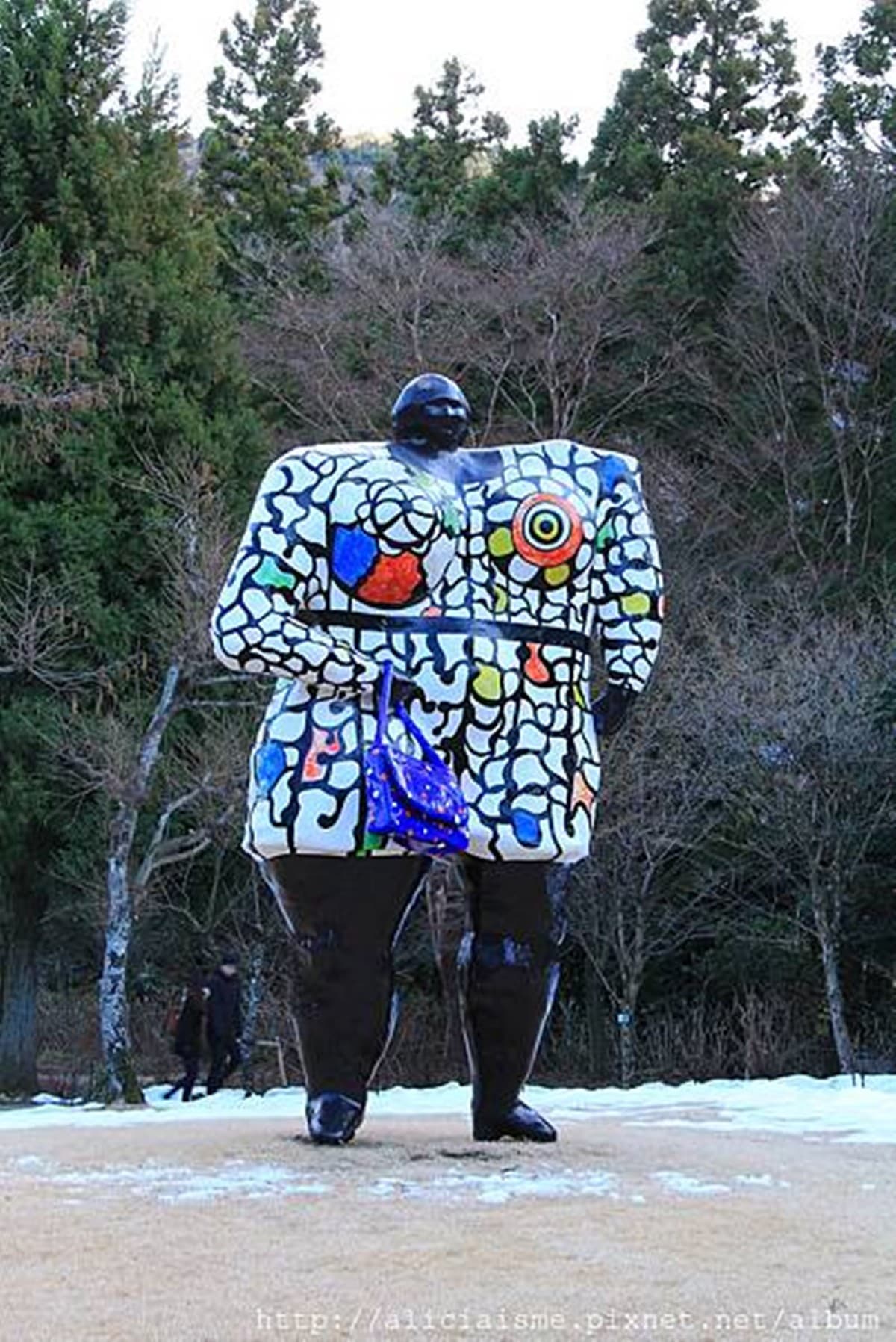 邊泡腳邊賞藝術!溫泉鄉雕刻美術館「泡泡之城、網羅之森」,孩子瘋玩到不想走 邊泡腳邊賞藝術!溫泉鄉雕刻美術館「泡泡之城、網羅之森」,孩子瘋玩到不想走