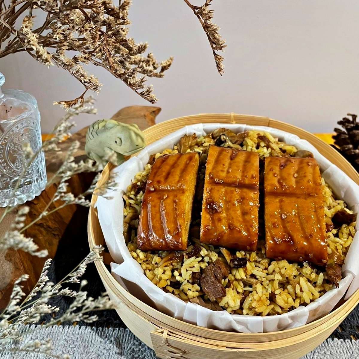 北流最嗨「音美食樂市集」快閃2天!20家小吃、文創攤位,動漫祖師爺首登台 北流最嗨「音美食樂市集」快閃2天!20家小吃、文創攤位,動漫祖師爺首登台