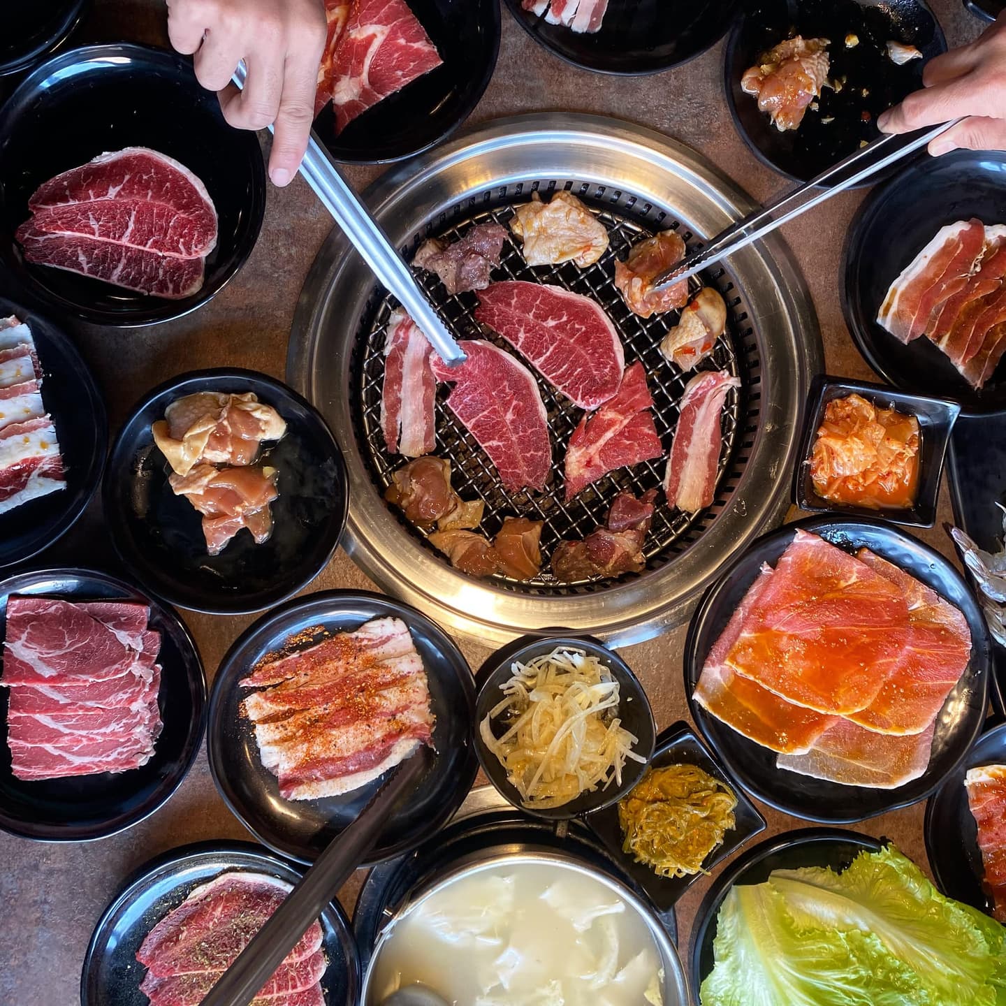 2026嘉義燒肉9間推薦!和牛吃到飽、高空吃燒肉界LV、升級燒肉列車 八攻燒肉|嘉義燒肉吃到飽