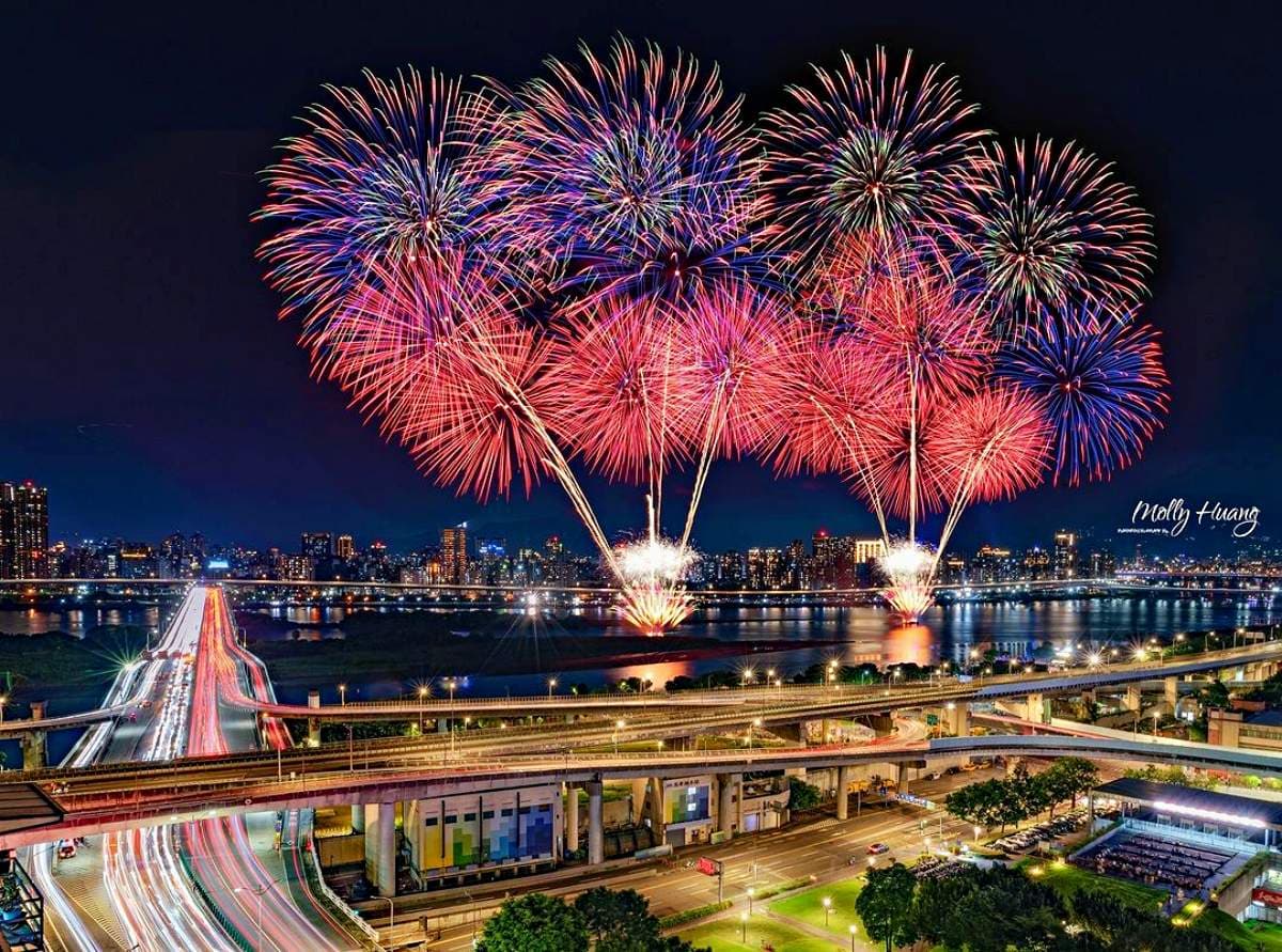 2024大稻埕煙火「雙倍加碼」!近3000發煙火彈綻放夜空,加碼5大最佳觀賞點 2024大稻埕煙火「雙倍加碼」!近3000發煙火彈綻放夜空,加碼5大最佳觀賞點