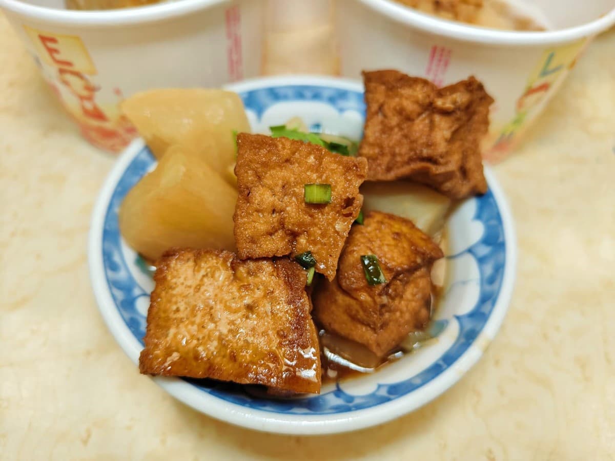 後山埤小吃四大天王之一!30年「老字號麵線」名人都愛,吃得到南部味肉粽 後山埤小吃四大天王之一!30年「老字號麵線」名人都愛,吃得到南部味肉粽
