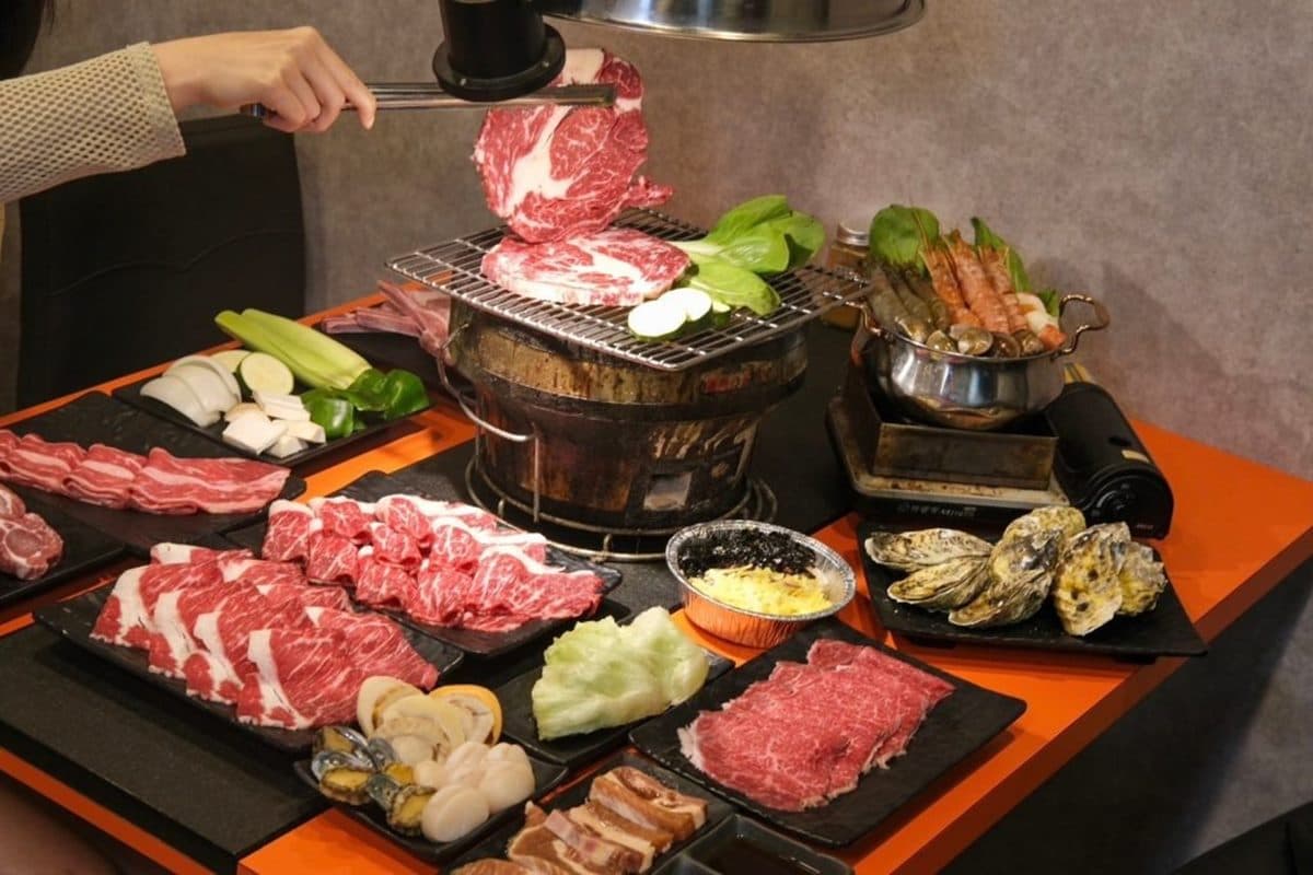 和牛肋眼免費吃!新北高CP值燒烤,自助吧、海鮮、火鍋百種食材無限吃到飽 和牛肋眼免費吃!新北高CP值燒烤,自助吧、海鮮、火鍋百種食材無限吃到飽