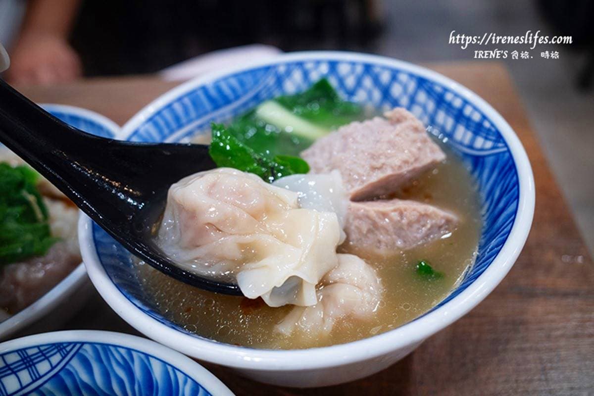 夜貓最愛「東引快刀手」插旗三重!牛油麻醬麵銷魂噴香,超強滷味每桌必點 夜貓最愛「東引快刀手」插旗三重!牛油麻醬麵銷魂噴香,超強滷味每桌必點