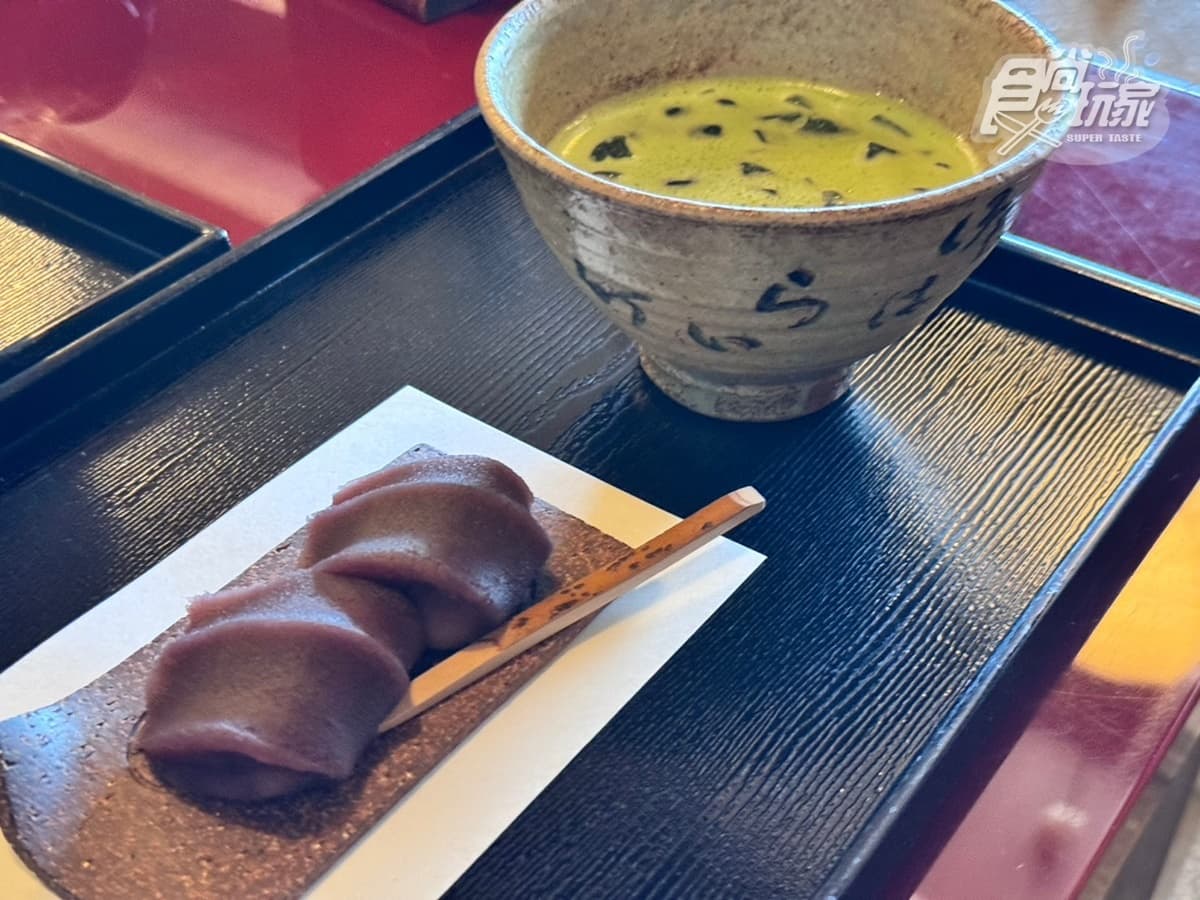 爽搭按摩椅欣賞超大車窗!開箱最強觀光列車,豪華餐車爽嗑松阪牛咖哩 爽搭按摩椅欣賞超大車窗!開箱最強觀光列車,豪華餐車爽嗑松阪牛咖哩