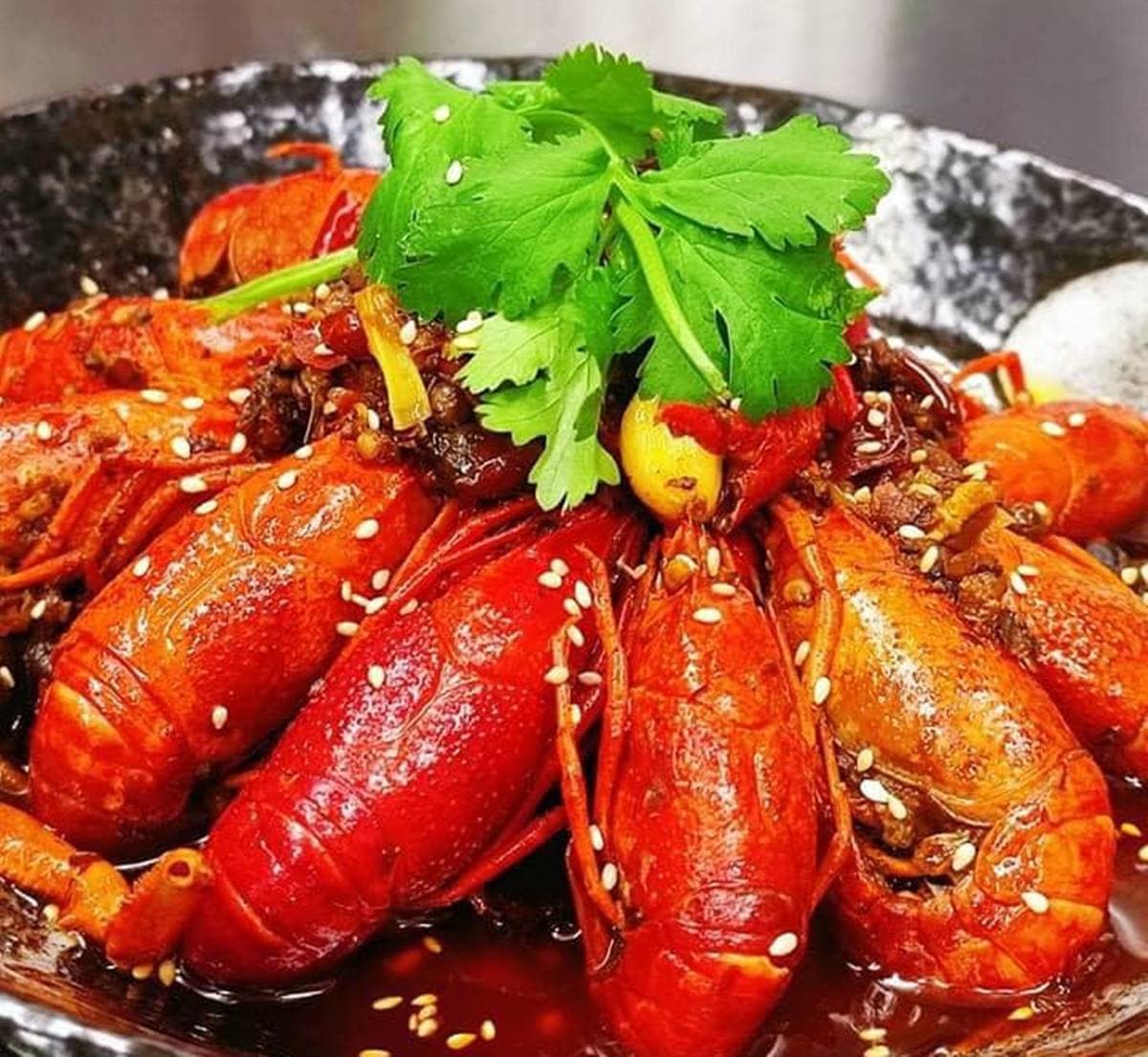 串串香買一送一!4.9星「成都串串火鍋」每串只要5元,爽嗑麻辣小龍蝦、老油條 串串香買一送一!4.9星「成都串串火鍋」每串只要5元,爽嗑麻辣小龍蝦、老油條
