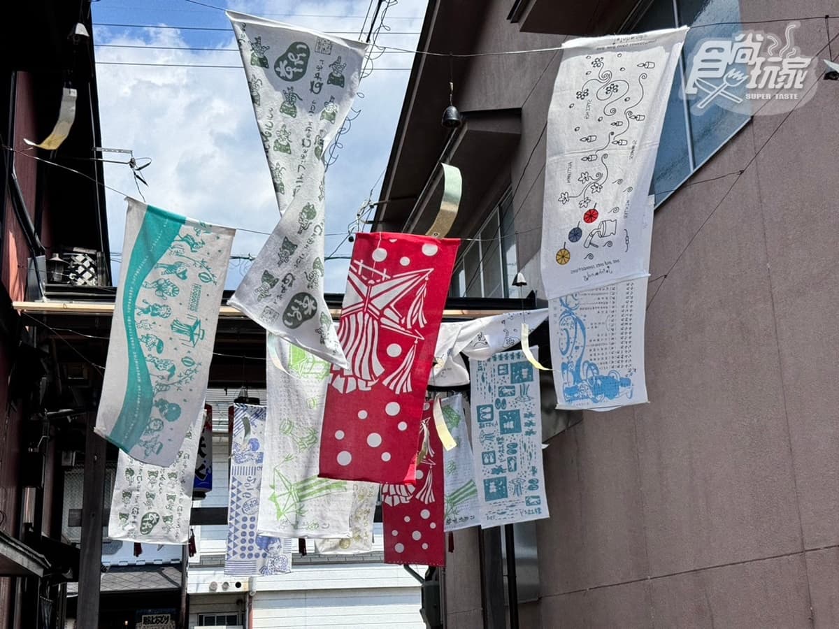 400年歷史「小京都」在這!日本第一名水喝到飽,還能DIY食物模型逛老街 400年歷史「小京都」在這!日本第一名水喝到飽,還能DIY食物模型逛老街
