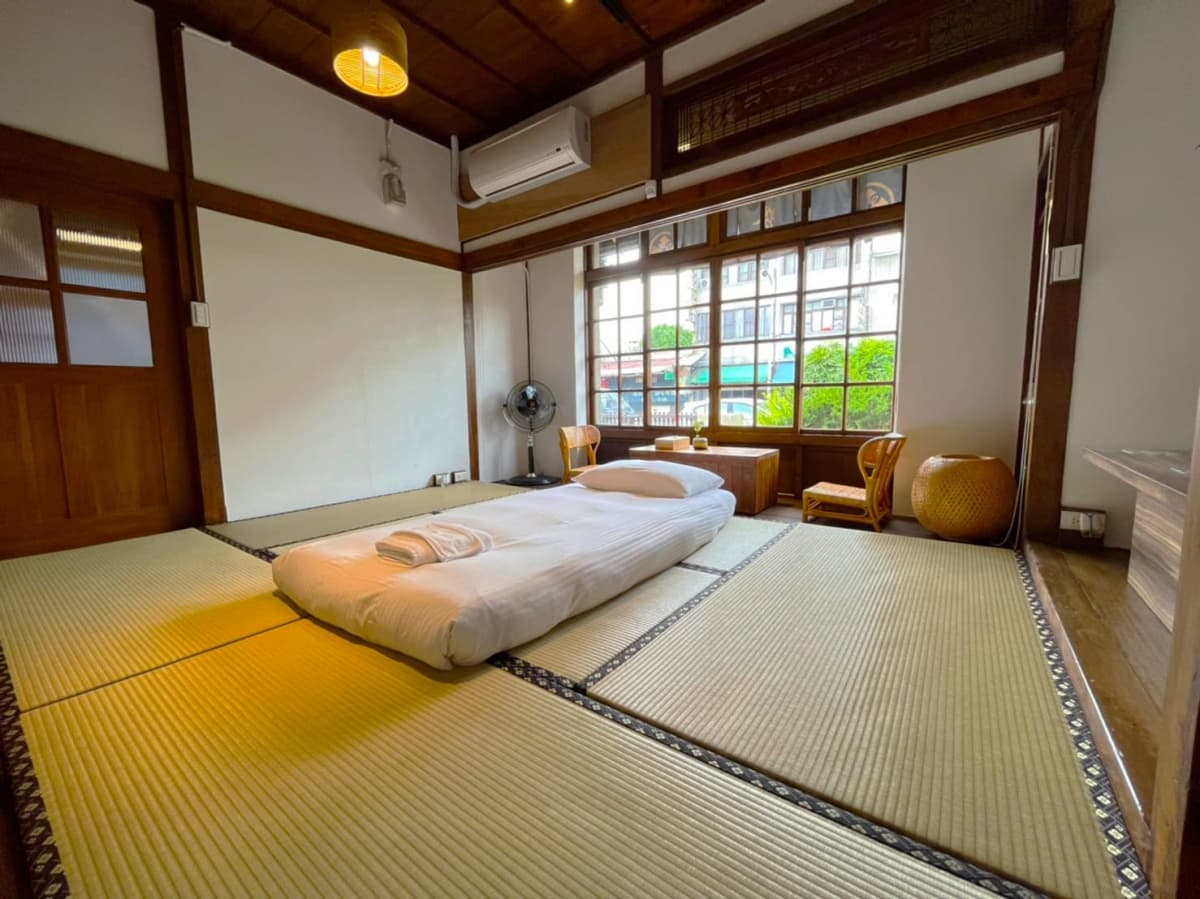 包棟住進日式老宅!屏東首間「飛官日式眷舍民宿」, 《食尚》送你環島住一年!(中獎公布) 包棟住進日式老宅!屏東首間「飛官日式眷舍民宿」, 《食尚》送你環島住一年!(中獎公布)