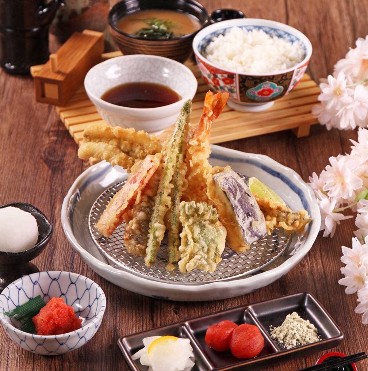 免費送超Q牡蠣包!勝博殿「廣島炸牡蠣餐」快閃回歸,加碼搶連2天買一送一(中獎公布) 免費送超Q牡蠣包!勝博殿「廣島炸牡蠣餐」快閃回歸,加碼搶連2天買一送一(中獎公布)