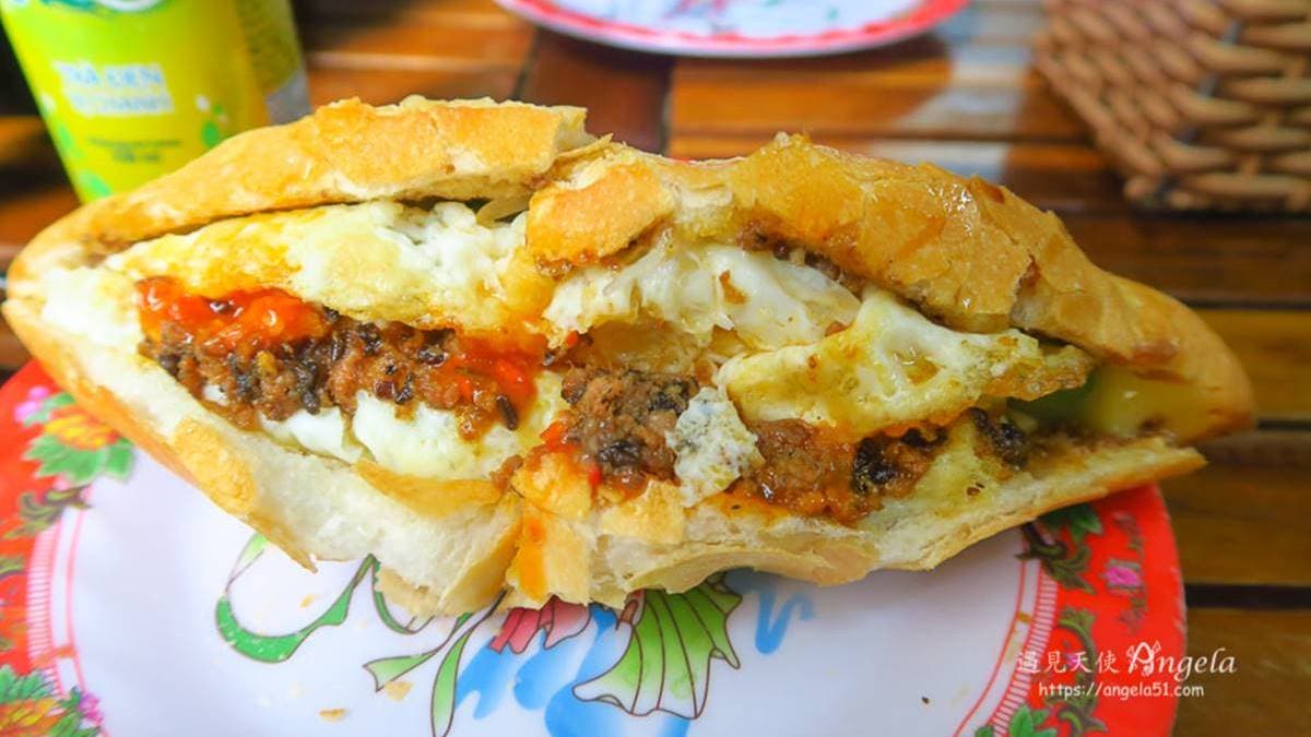 Madam Khanh - The Banh Mi Queen img