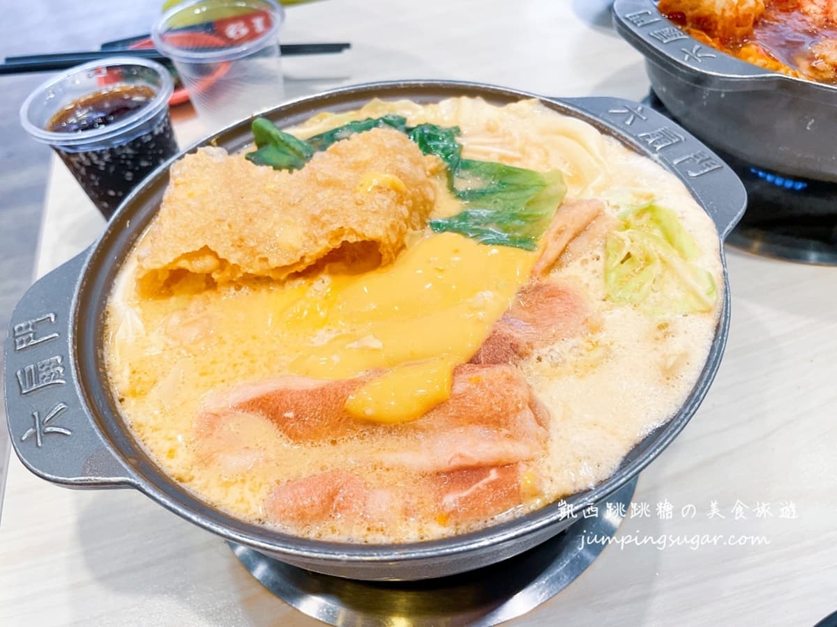 台北第1家「六扇門」來了!160元起吃到飽,自助吧泡麵、冰淇淋、爆米花無限續 台北第1家「六扇門」來了!160元起吃到飽,自助吧泡麵、冰淇淋、爆米花無限續