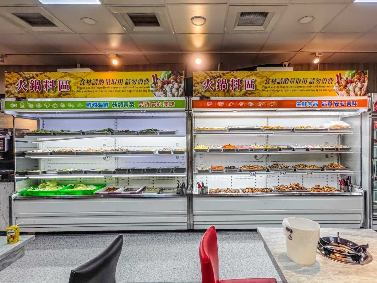 【新開店】桃園最狂「羊肉爐+牛肉吃到飽」!580元爽嗑百種食材、免服務費 【新開店】桃園最狂「羊肉爐+牛肉吃到飽」!580元爽嗑百種食材、免服務費