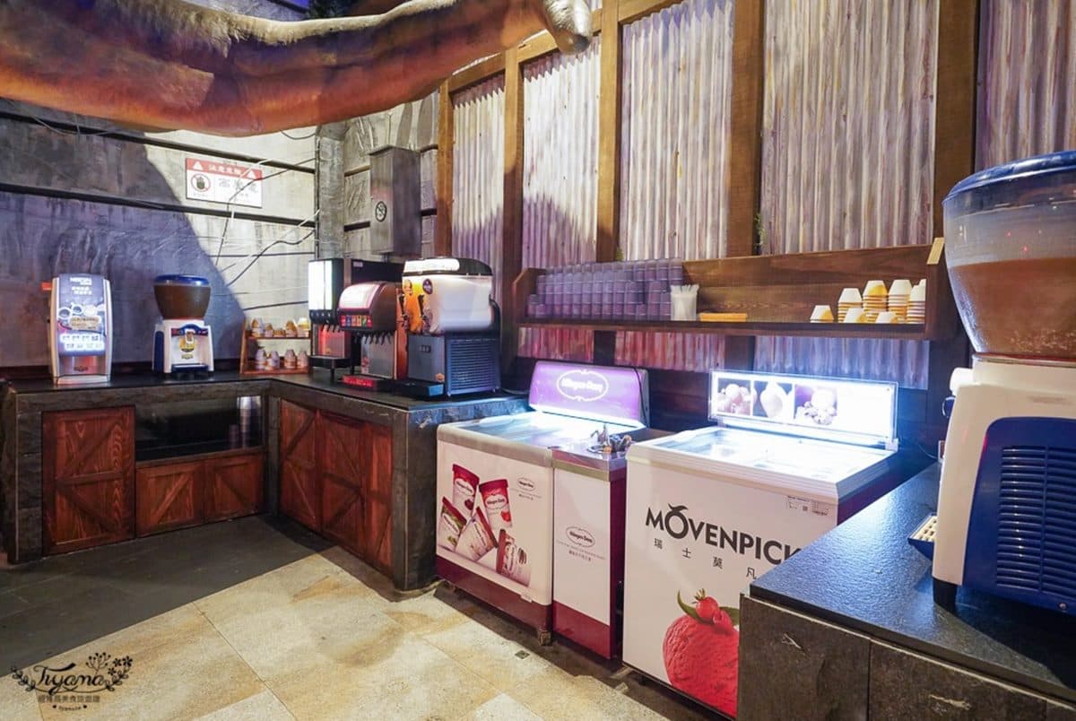 台南「火烤兩吃」吃到飽!爽嗑海鮮、哈根達斯百種食材,還能打卡2層樓暴龍 台南「火烤兩吃」吃到飽!爽嗑海鮮、哈根達斯百種食材,還能打卡2層樓暴龍