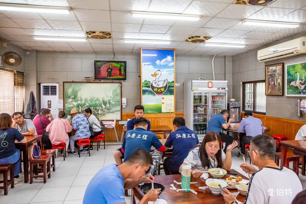 桃園人激推「銷魂廣式燒鵝」!皮脆肉嫩又多汁,超經典「韭菜炒鵝腸」也必吃 桃園人激推「銷魂廣式燒鵝」!皮脆肉嫩又多汁,超經典「韭菜炒鵝腸」也必吃
